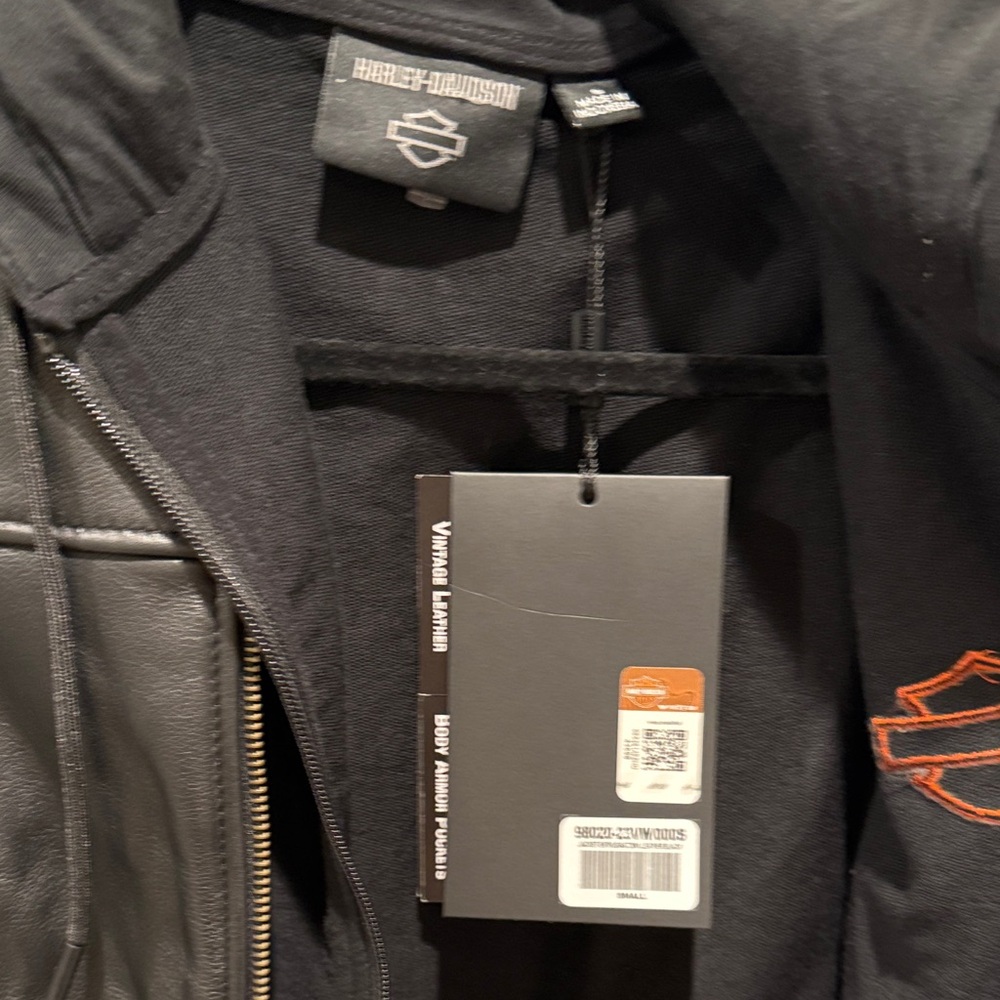 Harley-Davidson Riding Leather Jacket - Picture 2 of 6